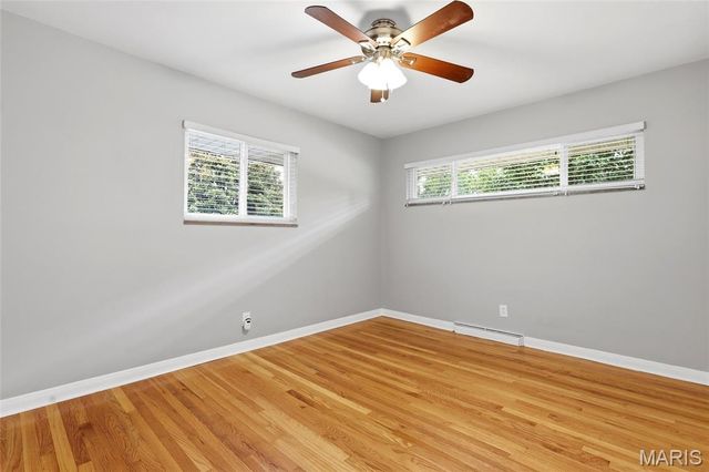 8830 Red Oak Drive, Crestwood, MO 63126