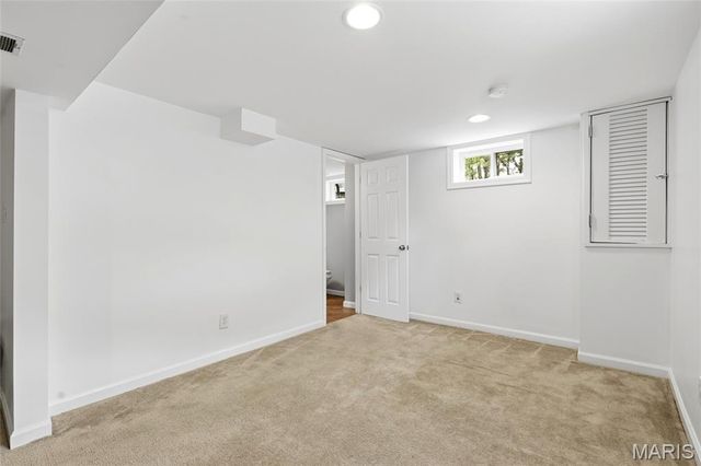 8830 Red Oak Drive, Crestwood, MO 63126