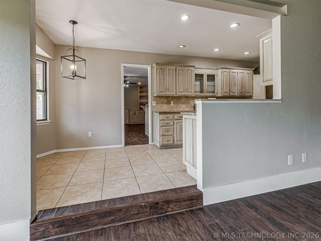 3319 Westgreen Way, Sapulpa, OK 74066