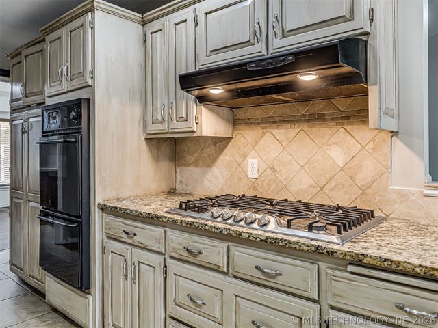 3319 Westgreen Way, Sapulpa, OK 74066