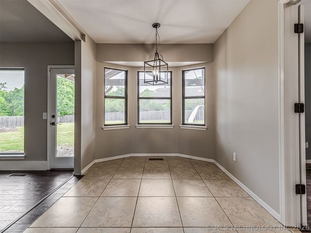 3319 Westgreen Way, Sapulpa, OK 74066