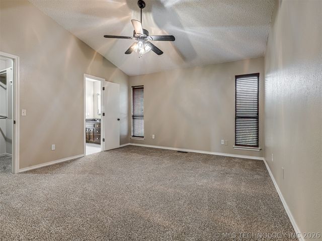 3319 Westgreen Way, Sapulpa, OK 74066