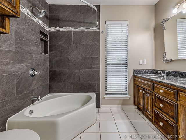 3319 Westgreen Way, Sapulpa, OK 74066