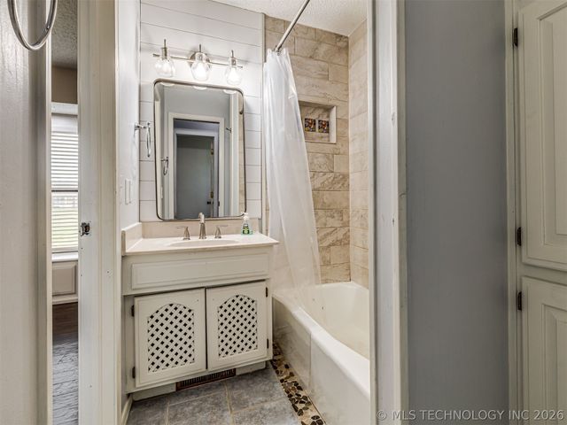 3319 Westgreen Way, Sapulpa, OK 74066