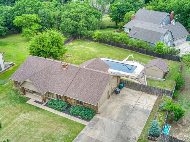 3319 Westgreen Way, Sapulpa, OK 74066