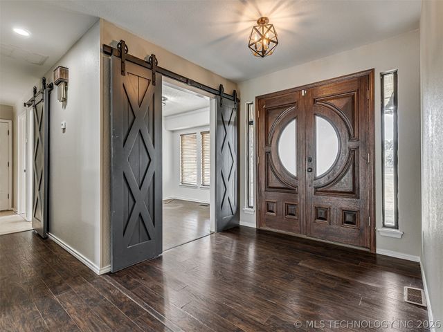 3319 Westgreen Way, Sapulpa, OK 74066
