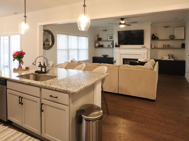 308 Winchester Drive, Rossville, GA 30741