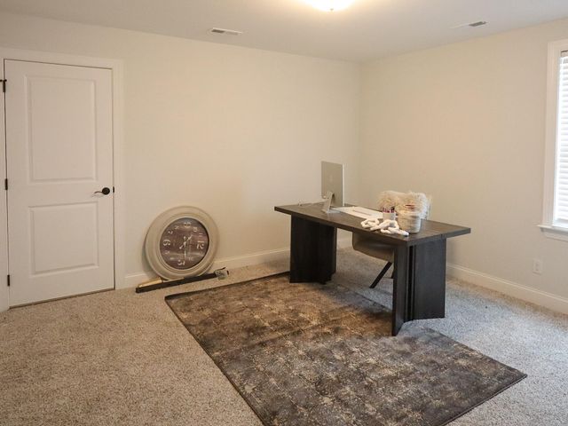 308 Winchester Drive, Rossville, GA 30741