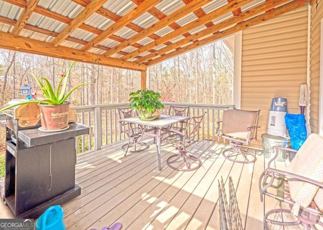 149 Candlestick Drive, Hull, GA 30646