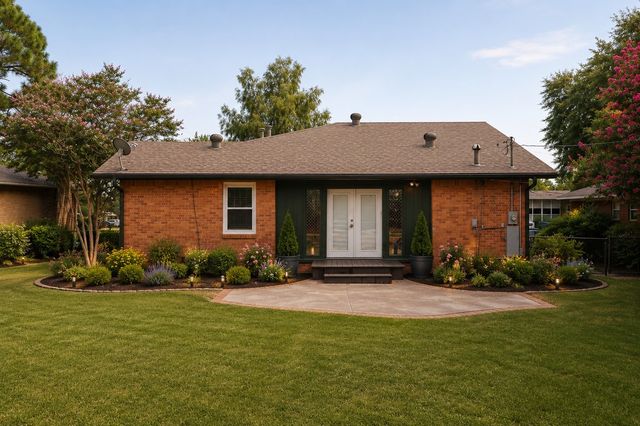 2705 Sunset Street, Denison, TX 75020