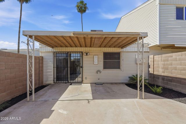 735 E VAUGHN Drive, Tempe, AZ 85283
