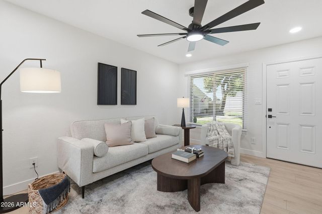 735 E VAUGHN Drive, Tempe, AZ 85283