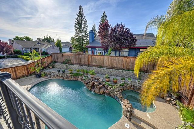 5401 Rock Field Ct, Rocklin, CA 95765
