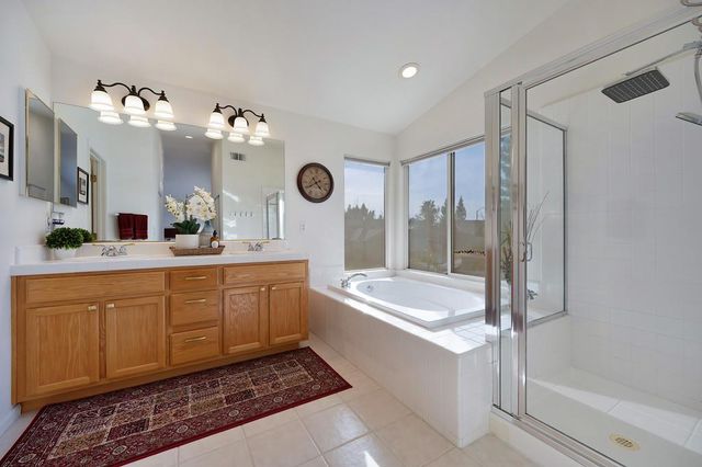 5401 Rock Field Ct, Rocklin, CA 95765