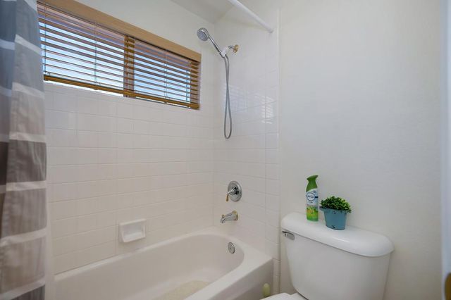 5401 Rock Field Ct, Rocklin, CA 95765