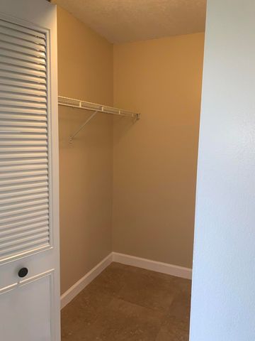 4988 Sable Pine Circle B1, West Palm Beach, FL 33417