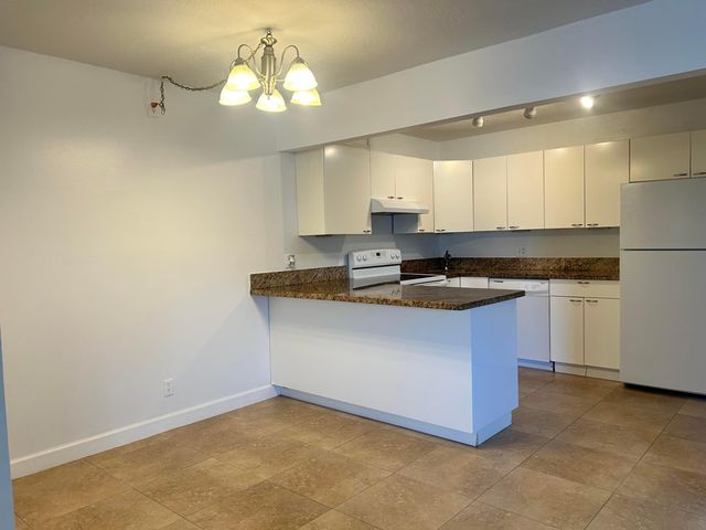 4988 Sable Pine Circle B1, West Palm Beach, FL 33417