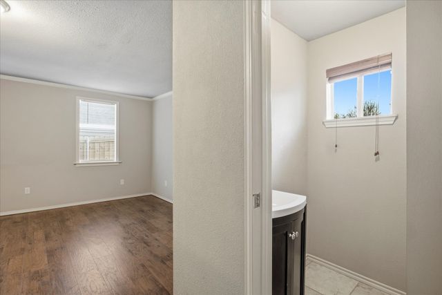 2707 Austin Drive, Granbury, TX 76048