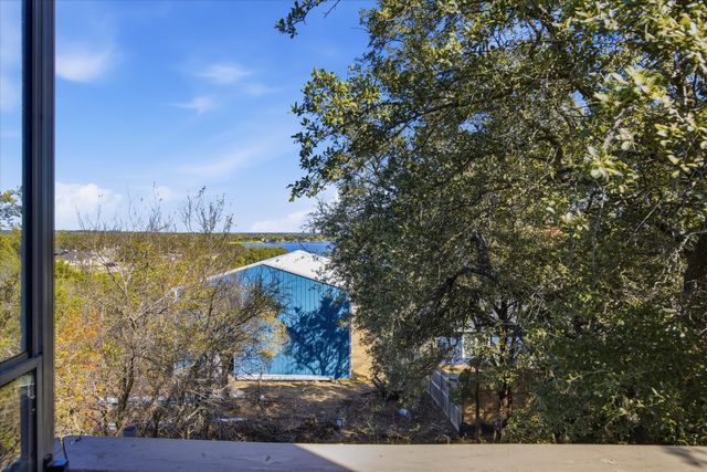 2707 Austin Drive, Granbury, TX 76048