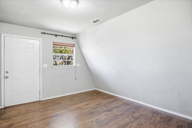 2707 Austin Drive, Granbury, TX 76048