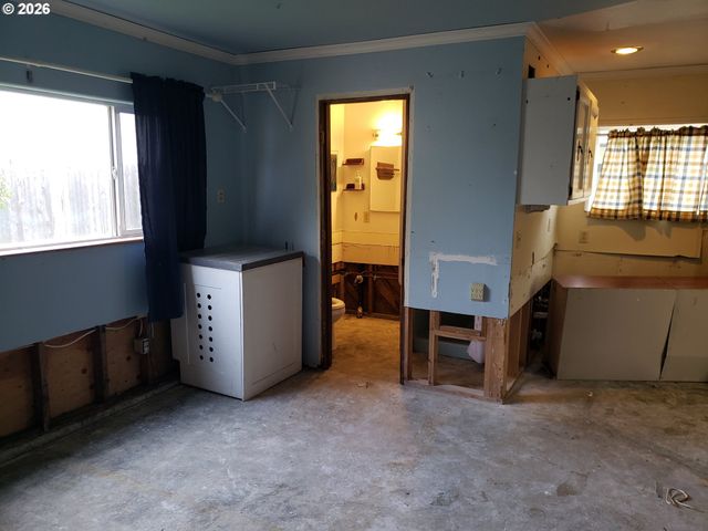 2830 COLORADO St, Longview, WA 98632