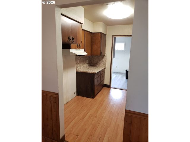 2830 COLORADO St, Longview, WA 98632