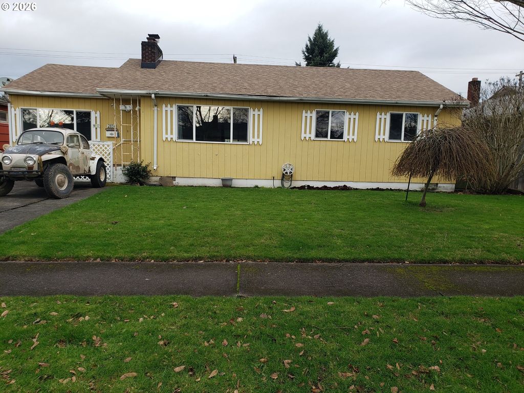 2830 COLORADO St, Longview, WA 98632