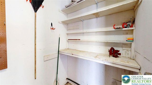 11 Easter Lane, Falls Twp, PA 19054