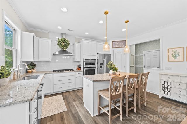 2862 Creekview Drive, Waxhaw, NC 28173