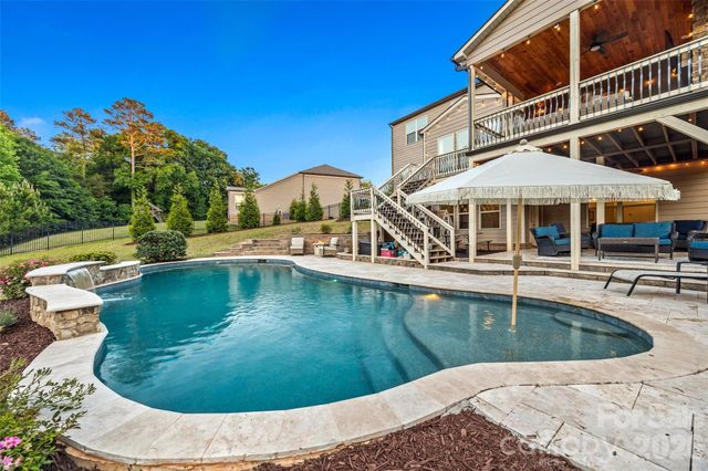 2862 Creekview Drive, Waxhaw, NC 28173
