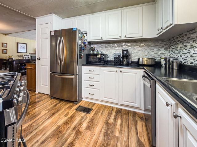 104 La Fortuna, Newbury Park, CA 91320