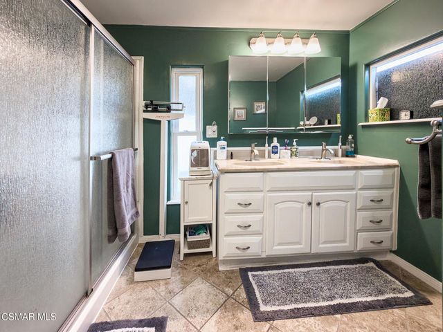104 La Fortuna, Newbury Park, CA 91320
