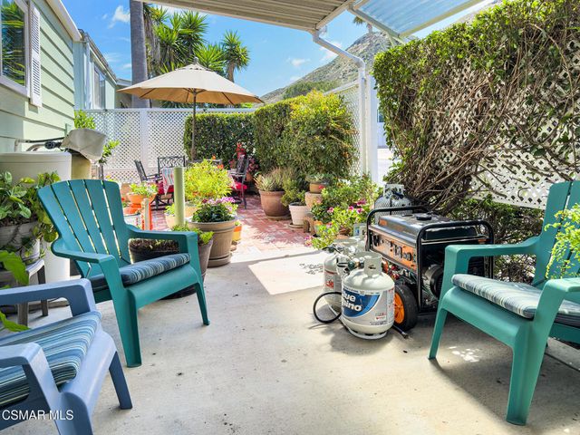 104 La Fortuna, Newbury Park, CA 91320