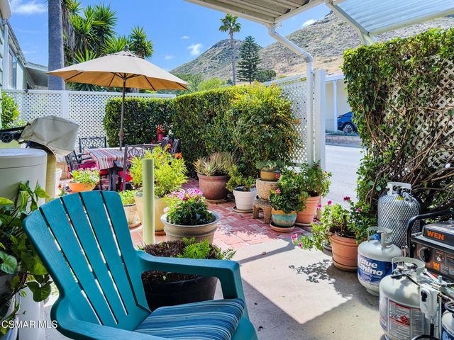 104 La Fortuna, Newbury Park, CA 91320