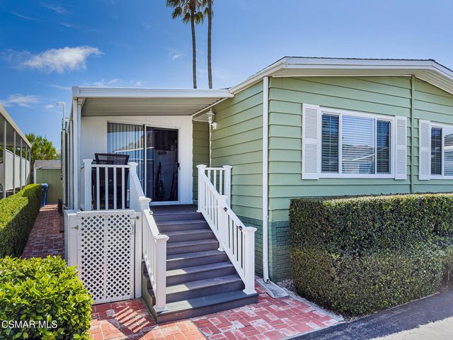 104 La Fortuna, Newbury Park, CA 91320