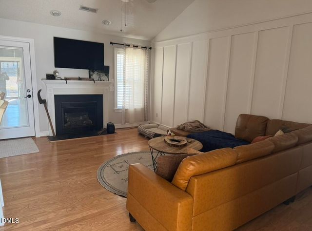 525 Victoria Hills S Drive, Fuquay Varina, NC 27526