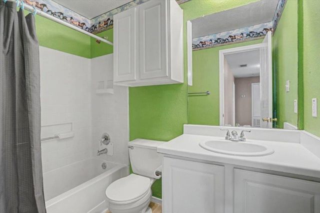 203 Pheasant TRL, Bastrop, TX 78602