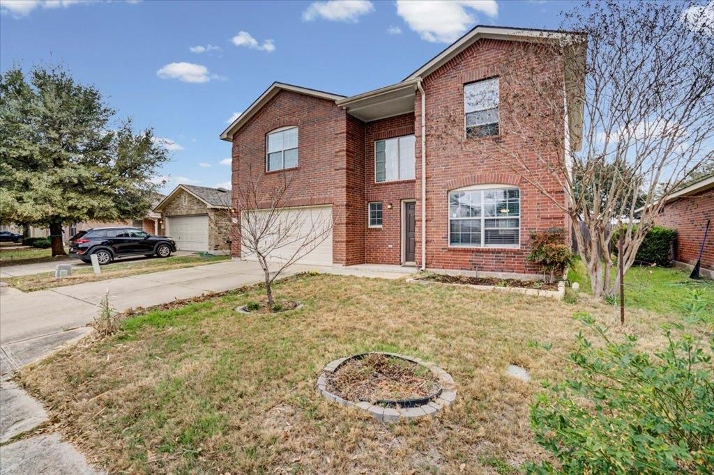 203 Pheasant TRL, Bastrop, TX 78602
