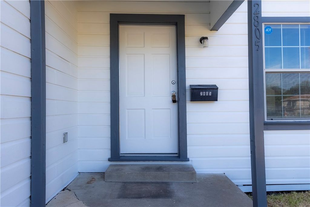 2805 Niagara St, Corpus Christi, TX 78405 — photo 2
