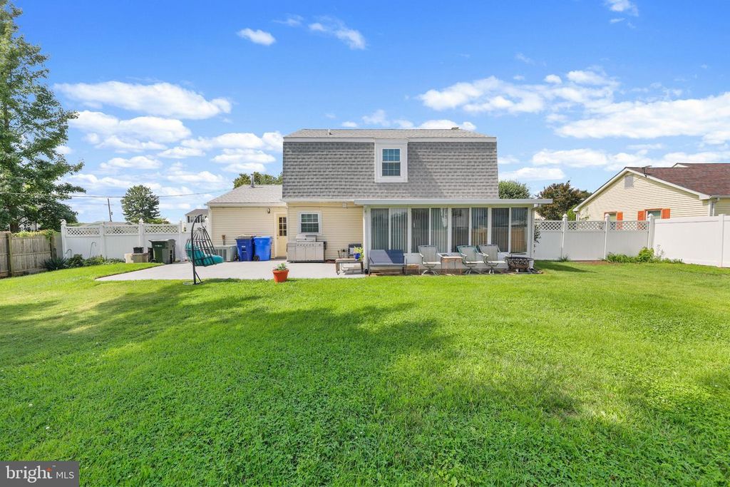 27 TOLEDO LN, WILLINGBORO, NJ 08046 — photo 2