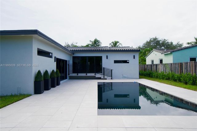 2155 SW 25th Ter, Miami, FL 33133