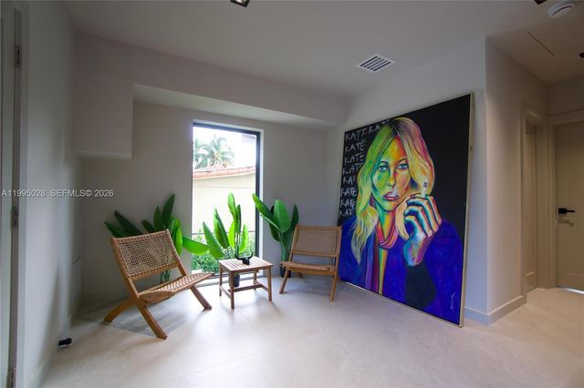 2155 SW 25th Ter, Miami, FL 33133