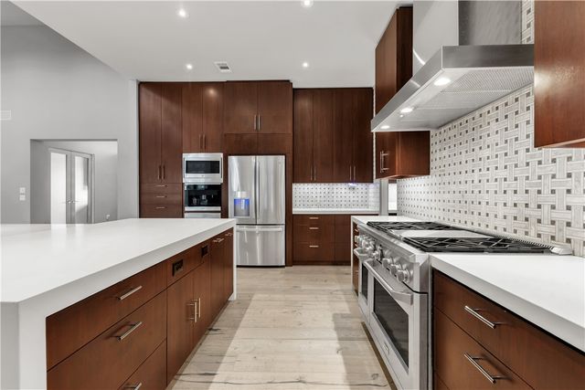 4718 Miramont Circle, Bryan, TX 77802