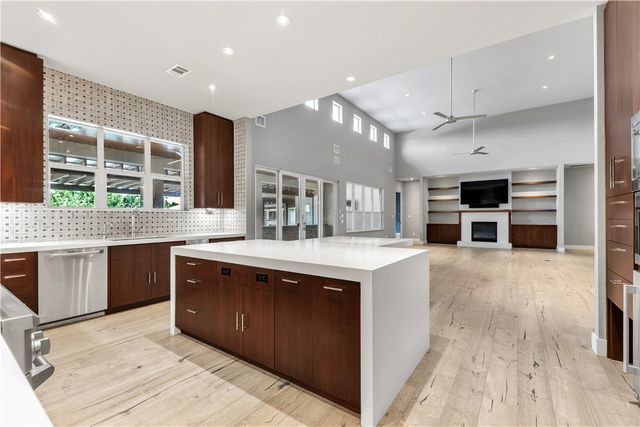 4718 Miramont Circle, Bryan, TX 77802