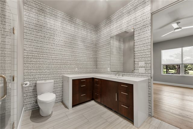 4718 Miramont Circle, Bryan, TX 77802