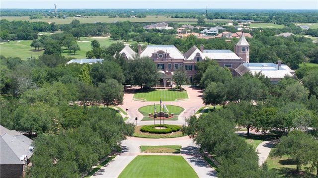 4718 Miramont Circle, Bryan, TX 77802