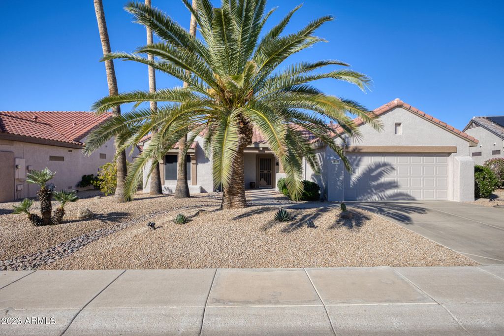 15555 W CORAL POINTE Drive, Surprise, AZ 85374