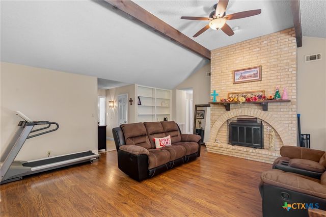 205 Pecos Drive, Victoria, TX 77904