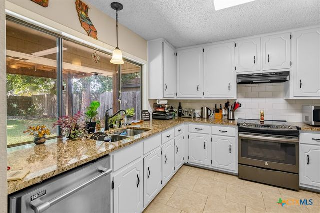 205 Pecos Drive, Victoria, TX 77904