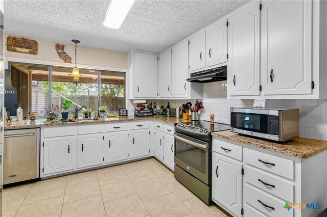 205 Pecos Drive, Victoria, TX 77904